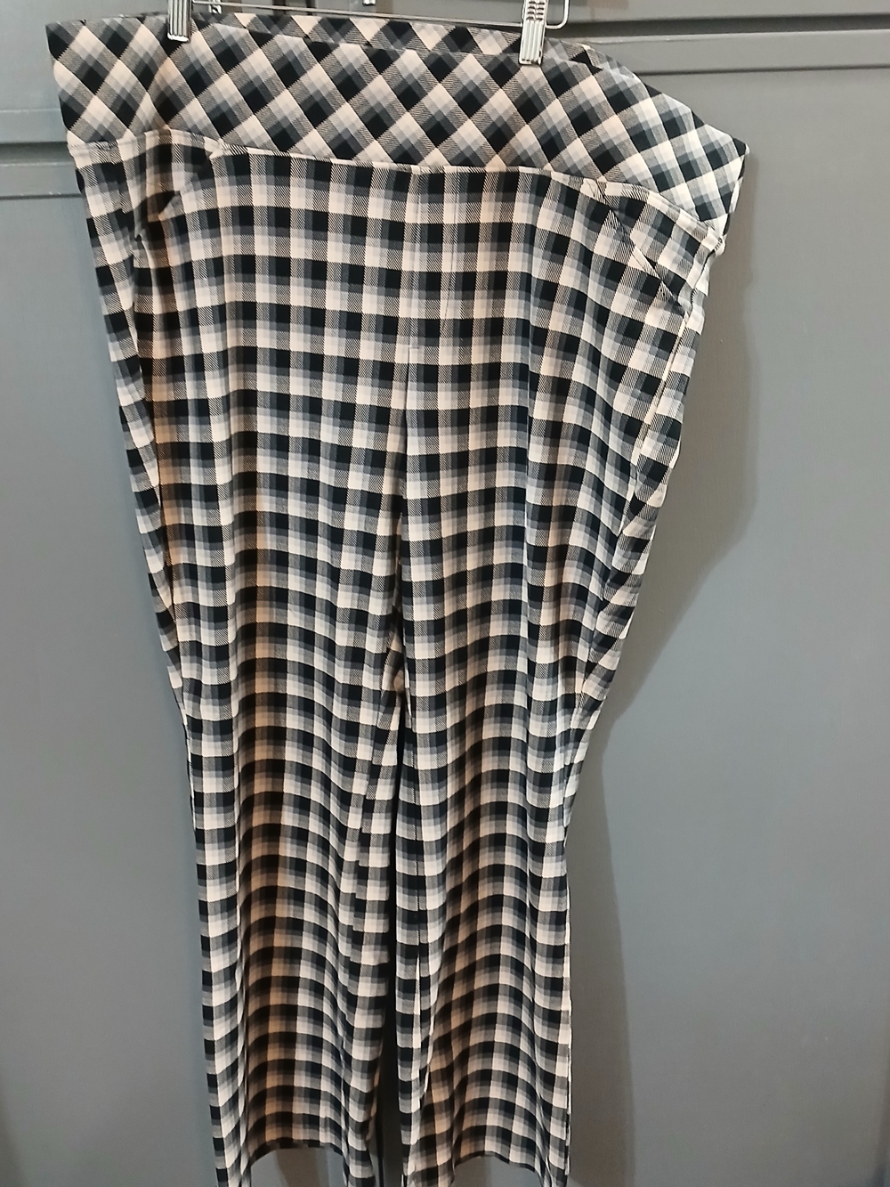 torrid Black and Cream Plaid Pants